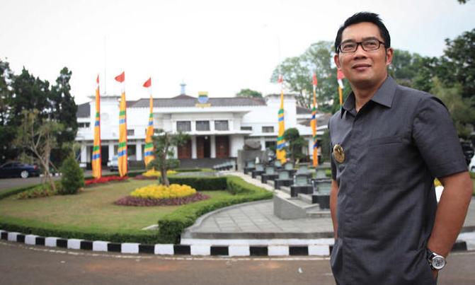 Proyek Metro Kapsul Tunggu Perpres