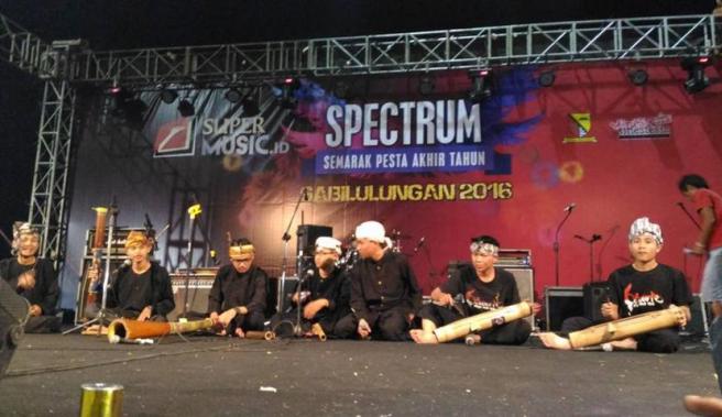 Kesenian Sunda Sambut Tahun Baru