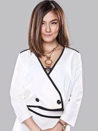 Agnez Mo, Pamer Cincin, Panggil Wijin ’Suami’
