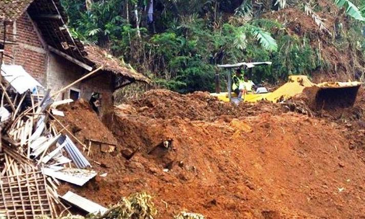 BPBD Akan Tambah Alat Berat BPBD Akan Tambah Alat Berat