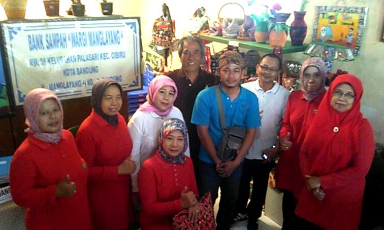 Bank Sampah Tambah Penghasilan