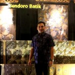 Kisah Pengrajin Batik Tulis Dalam Mempertahankan Nilai-Nilai Tradisional