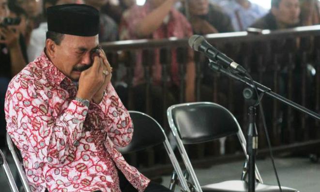 Wabup Cirebon Buron, Pemerintahan Kacau