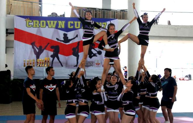 Melihat Kemeriahan Cheerleader Competitions Crown Cup