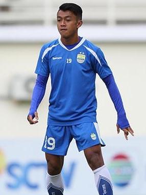 Febri dan Zola Dianggap Indisipliner