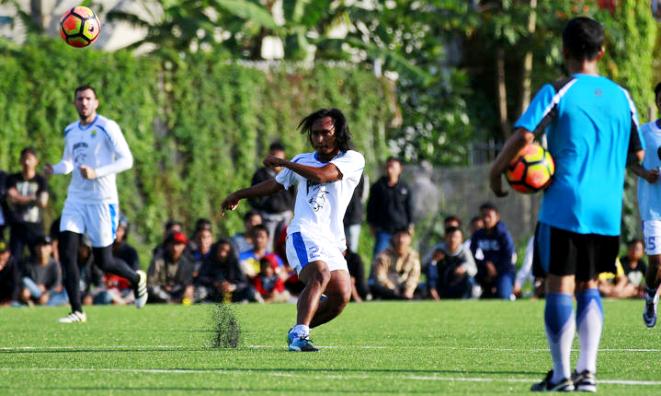 Tawaran Pemain Asing Ditutup