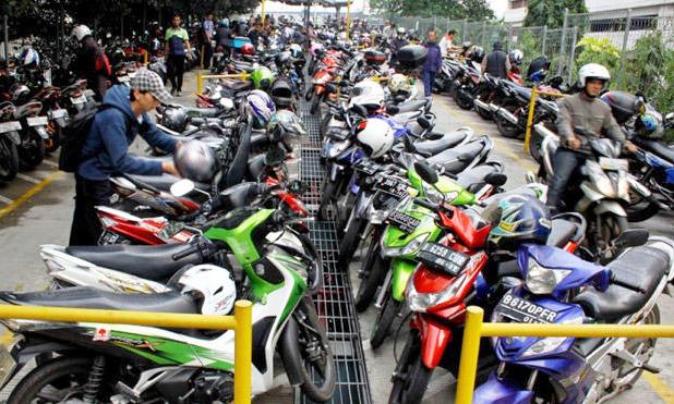 Pajak Parkir Berlaku Tahun Ini
