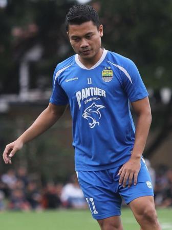 Dado Penuhi 11 Target