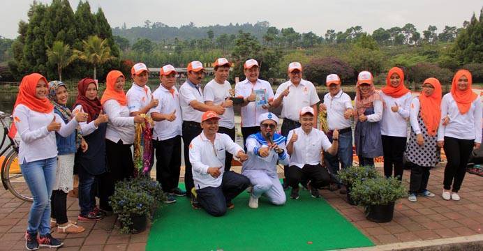 PT Pos Launching Wisata Pos di Floating Market PT Pos Launching Wisata Pos di Floating Market