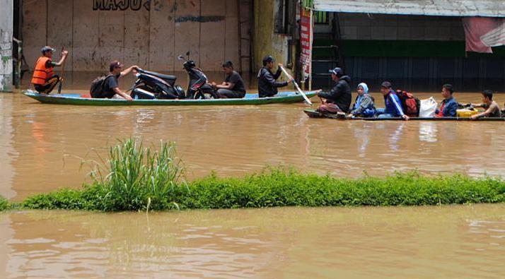 Banjir Bandung Makin Meluas