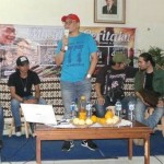 Berbagi Pengalaman Menjadi Musisi