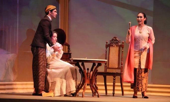 Bunga Penutup Abad Ingatkan Peristiwa Wonokrom