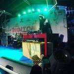 Mengenal DJ Chika yang Kontroversi karena Bercadar Saat Manggung