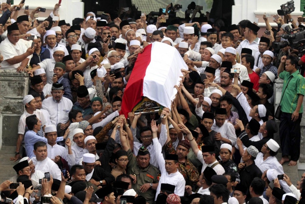 Selamat Jalan Kiai! KH Hasyim Muzadi Disalati 28 Kali