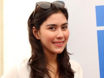 Syahnaz Menunggu Kepastian Kekasih