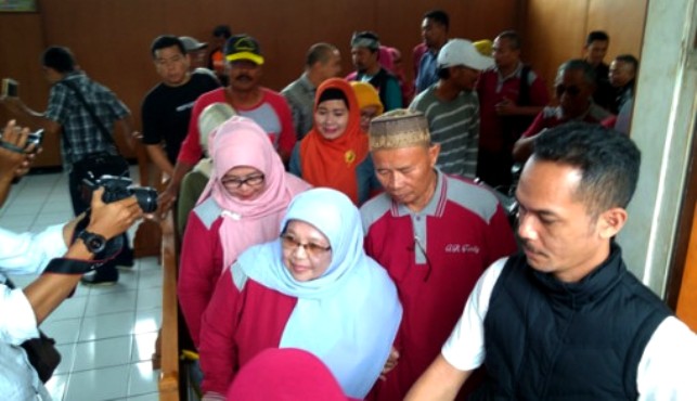 Ibu Digugat Anak Kandung Rp 1,8 Miliar