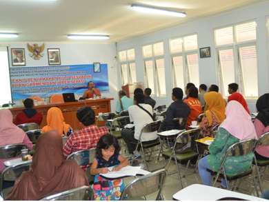 Tingkatkan Daya Saing Industri Kulit