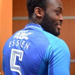 Essien Pakai Nomor 5 di Persib Bandung