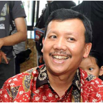 Sekda Iwa Didesak Mundur