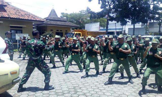 Ratusan Linmas Tingkatkan Kesiagaan linmas