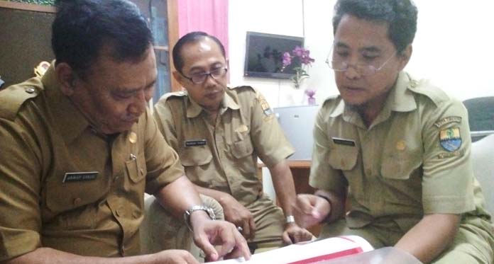 Belasan PNS Bolos di Hari Kejepit Nasional