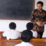 Hari ‘Kajepit’ Tetap Kerja