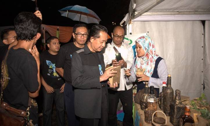 Emisi Gas Rumah Kaca Terus Meningkat Emisi Gas Rumah Kaca Terus Meningkat