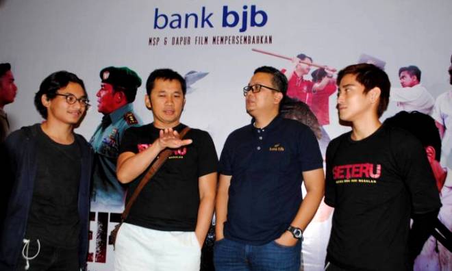 Nonton Bareng Film Seteru