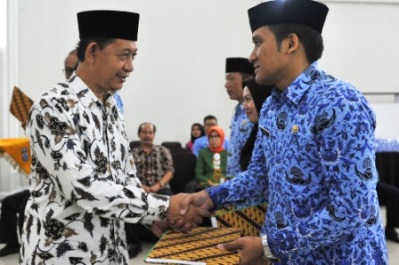 PNS Cimahi Naik Pangkat