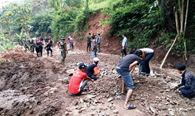 Dinkes Ajak Warga Gerakan Hidup Sehat Dinkes Ajak Warga Gerakan Hidup Sehat