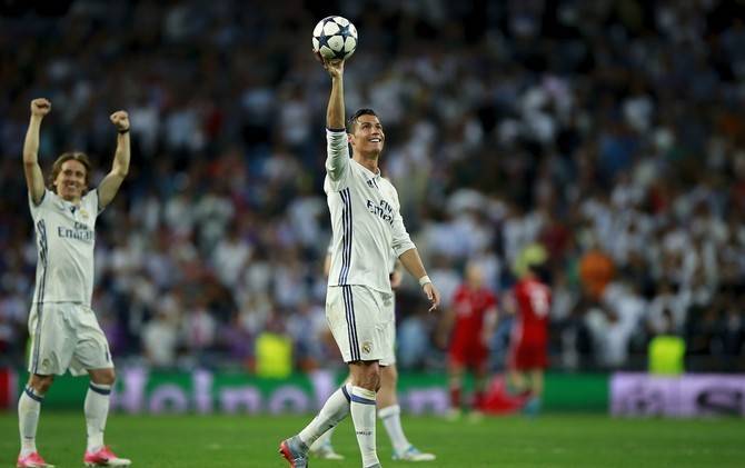 Hat-trick Sempurna Ronaldo Antar Real Madrid ke Semifinal Hat-trick Sempurna Ronaldo Antar Real Madrid ke Semifinal