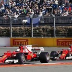 Vettel Raih Pole, Duo Ferrari Start Terdepan