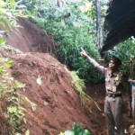 Longsor Ancam Sejumlah Rumah di Pangalengan