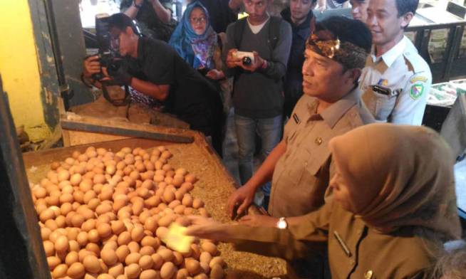 DN-sidak-pasar