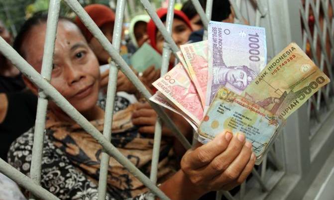 7.197 Warga Miskin Menerima PKH 7.197 Warga Miskin Menerima PKH