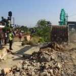 PT KAI Kembali Bongkar Bangunan Warga