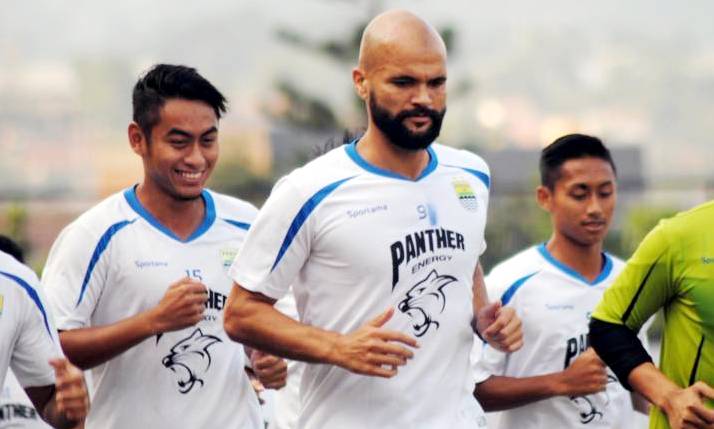 Sergio Kembali Ikut Latihan