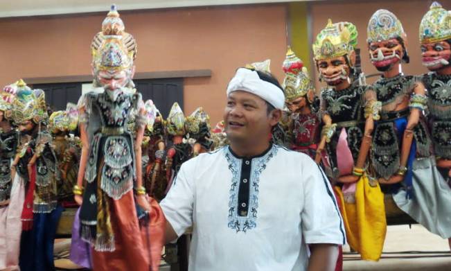 Dedi Mulyadi Didukung Dalang Kondang dalang