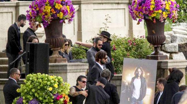 The Promise Mengiringi Pemakaman Chris Cornell