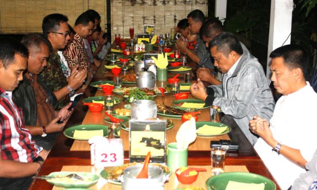 Hati-Hati Mengkomsusi Makanan Selama Ramadan