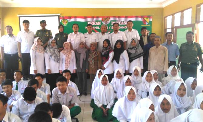 Berikan Pemahaman Pancasila Pada Generasi Muda Berikan Pemahaman Pancasila Pada Generasi Muda