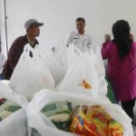 Paket Kepokmas Diserbu Warga