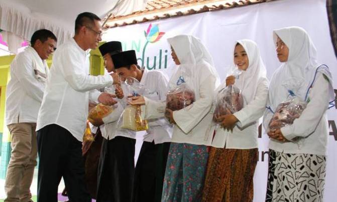 PLN Bantu Berdayakan Pesantren di Jawa Barat