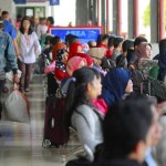 Pemudik Jalur Kereta Api