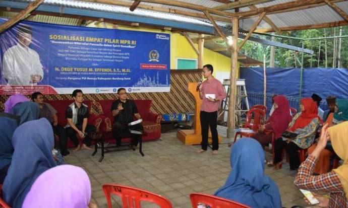 Spirit Ramadan untuk Jaga Persatuan Spirit Ramadan untuk Jaga Persatuan