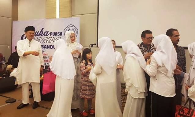 AAI Santuni Anak Yatim Piatu AAI Santuni Anak Yatim Piatu