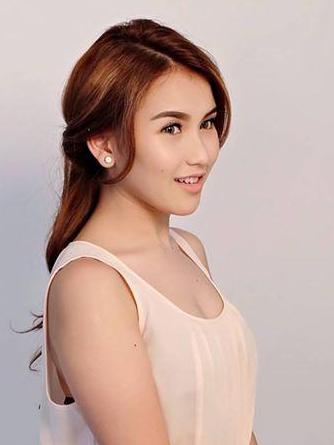 Ayu Ting Ting Diminta Segera Akhir Status Janda Ayu Ting Ting Diminta Segera Akhir Status Janda
