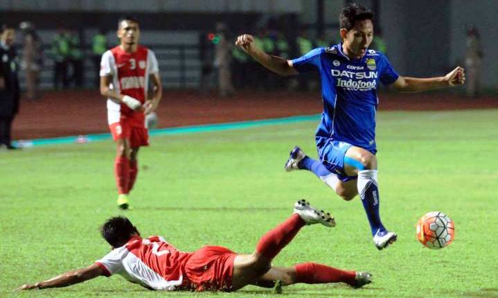 Laga Persib Lawan PSM Diundur diaz angga