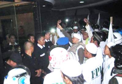 Ormas Dilarang Lakukan Sweeping