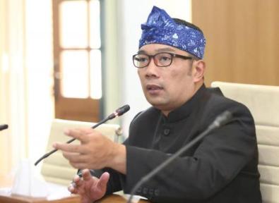 Emil Luncurkan iuran.id